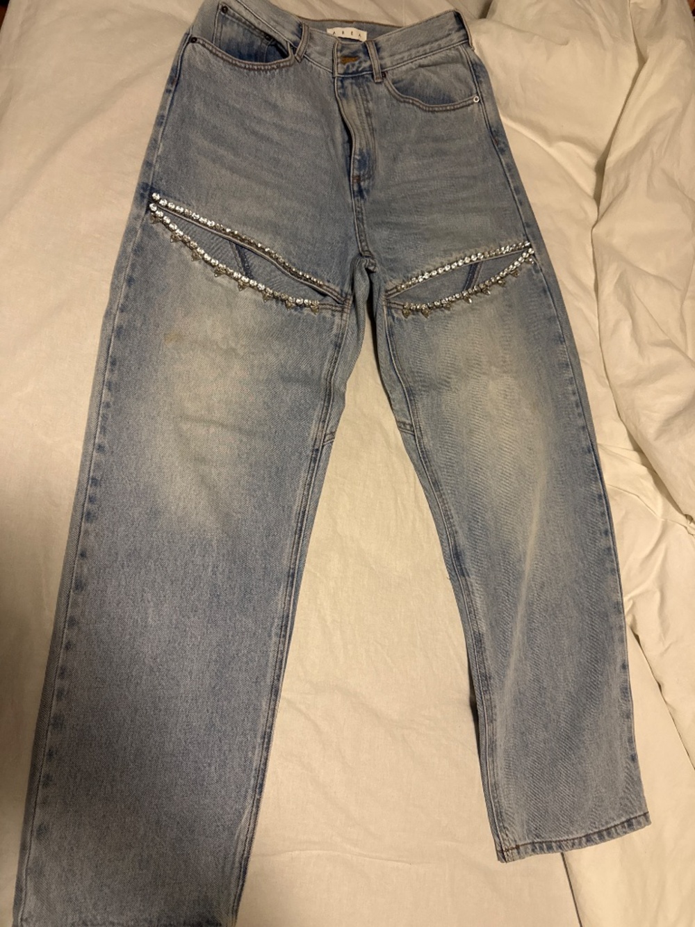 Jeans - Picture 2 of 4